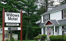 Willows Motel Williamstown Ma